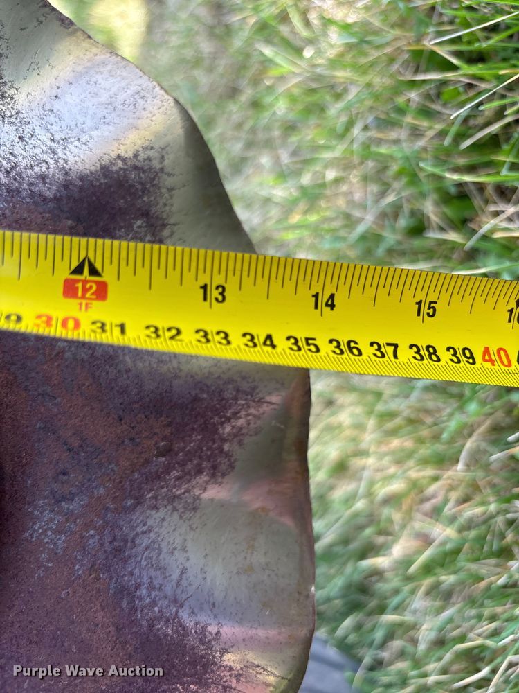 image for item EA4700 AGGO 12R30 Black Machine no-till planter