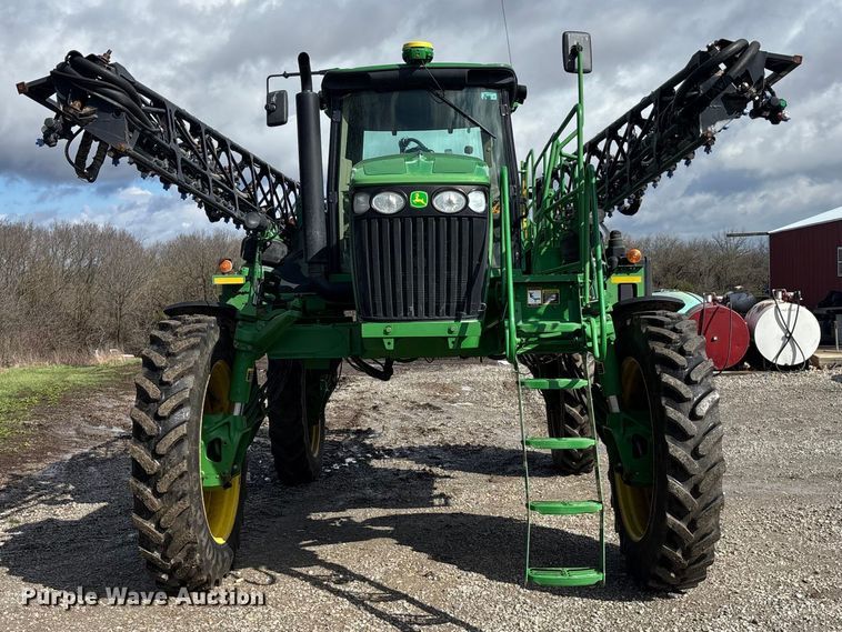 image for item EA4707 2011 John Deere 4730 sprayer