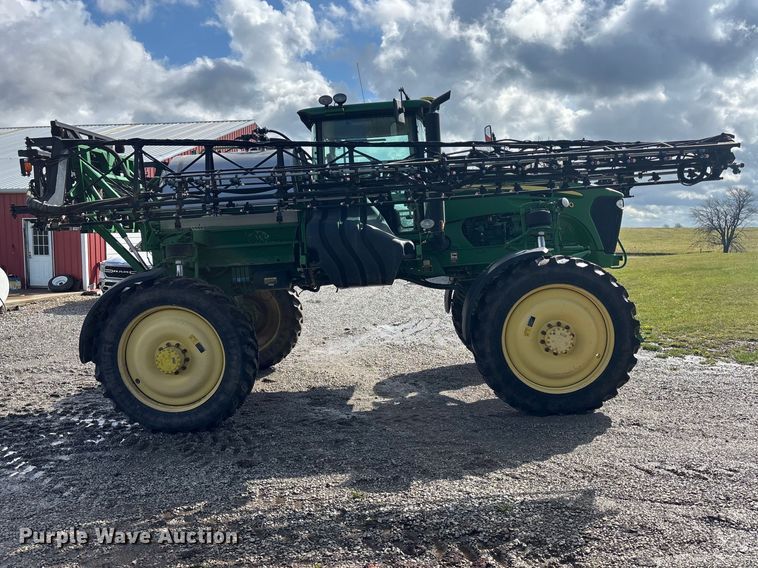 image for item EA4707 2011 John Deere 4730 sprayer