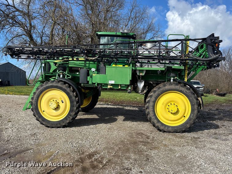 image for item EA4707 2011 John Deere 4730 sprayer