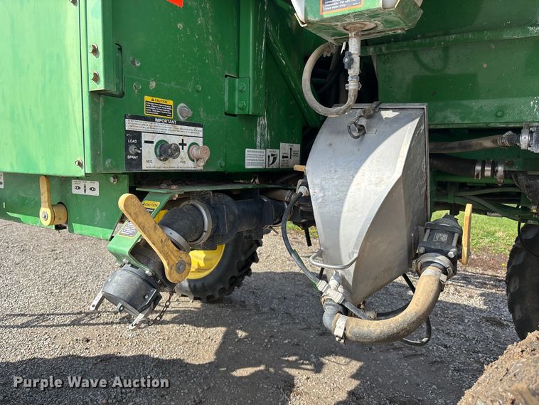 image for item EA4707 2011 John Deere 4730 sprayer