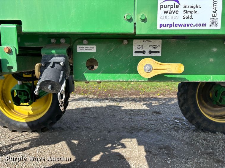 image for item EA4707 2011 John Deere 4730 sprayer