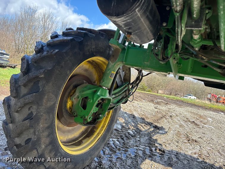 image for item EA4707 2011 John Deere 4730 sprayer