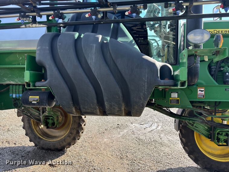image for item EA4707 2011 John Deere 4730 sprayer