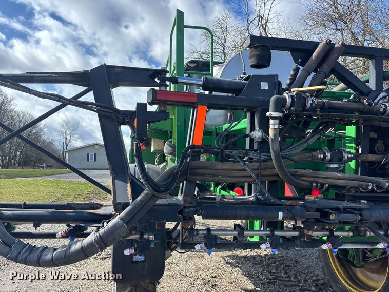 image for item EA4707 2011 John Deere 4730 sprayer