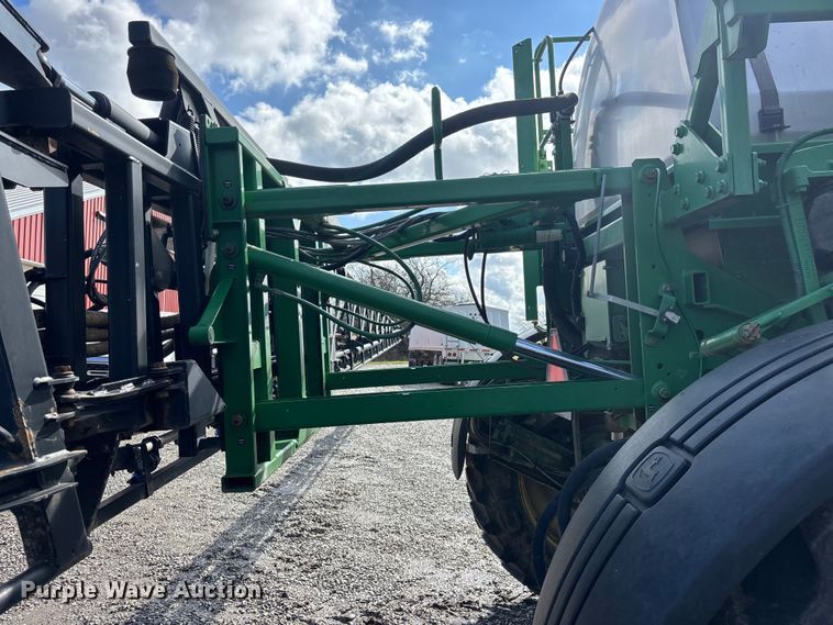 image for item EA4707 2011 John Deere 4730 sprayer