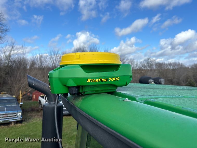 image for item EA4707 2011 John Deere 4730 sprayer