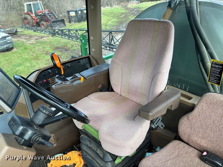 image for item EA4707 2011 John Deere 4730 sprayer