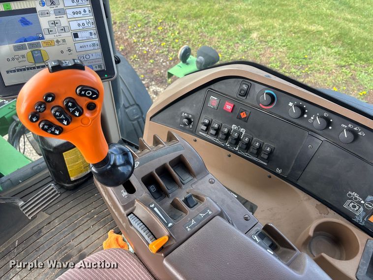 image for item EA4707 2011 John Deere 4730 sprayer