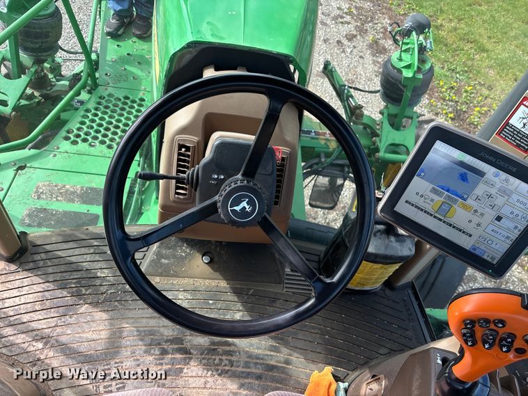 image for item EA4707 2011 John Deere 4730 sprayer