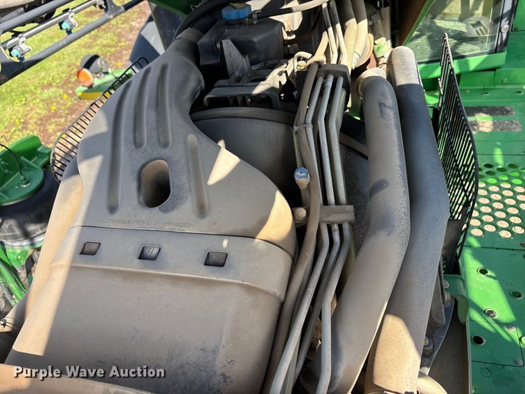 image for item EA4707 2011 John Deere 4730 sprayer