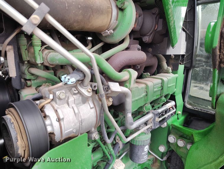 image for item ED0011 2013 John Deere 5085M MFWD tractor