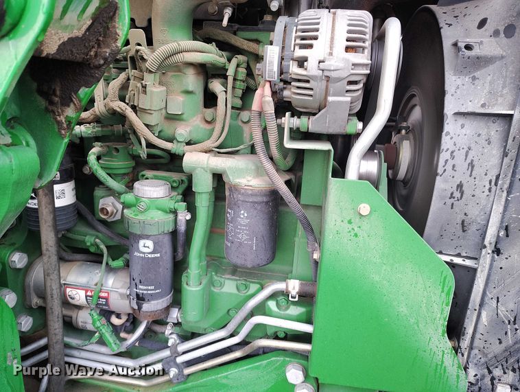 image for item ED0011 2013 John Deere 5085M MFWD tractor