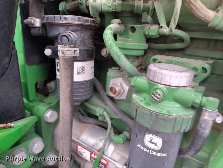 image for item ED0011 2013 John Deere 5085M MFWD tractor