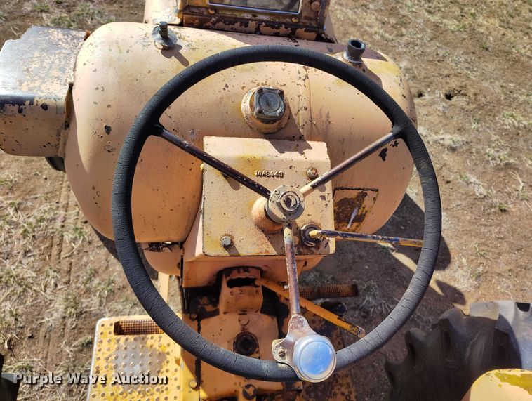 image for item ED0012 Minneapolis-Moline 445 tractor