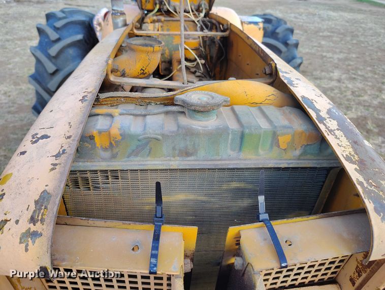 image for item ED0012 Minneapolis-Moline 445 tractor