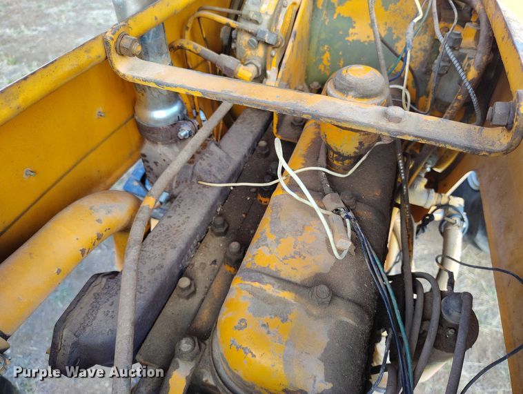 image for item ED0012 Minneapolis-Moline 445 tractor