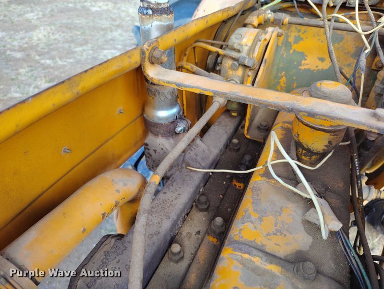 image for item ED0012 Minneapolis-Moline 445 tractor