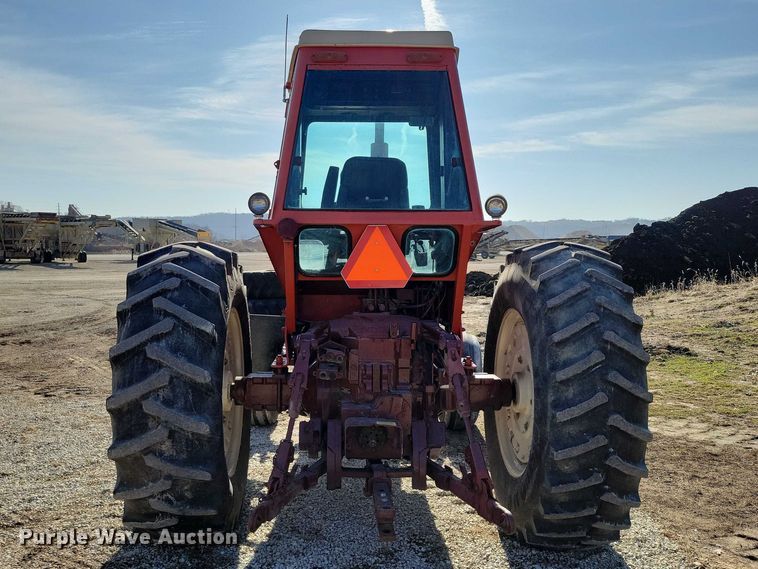 image for item EE0915 1975 Allis-Chalmers AC7060 tractor