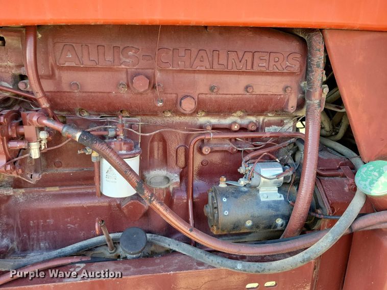 image for item EE0915 1975 Allis-Chalmers AC7060 tractor