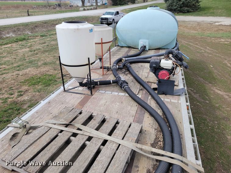 image for item EE0918 1997 Wilson CF-900 flatbed trailer