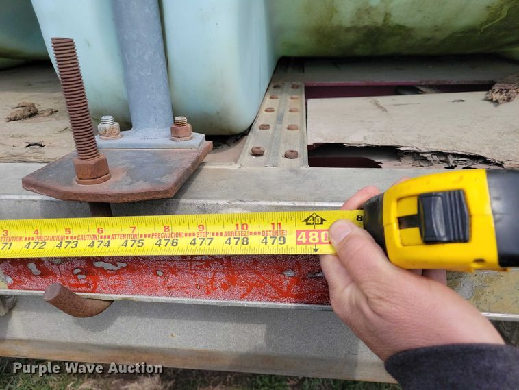 image for item EE0918 1997 Wilson CF-900 flatbed trailer