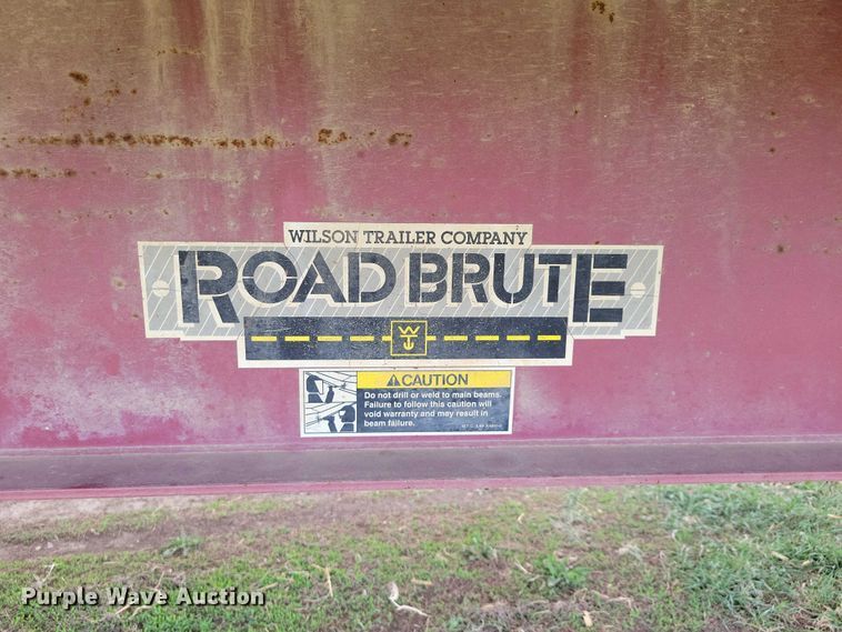 image for item EE0918 1997 Wilson CF-900 flatbed trailer