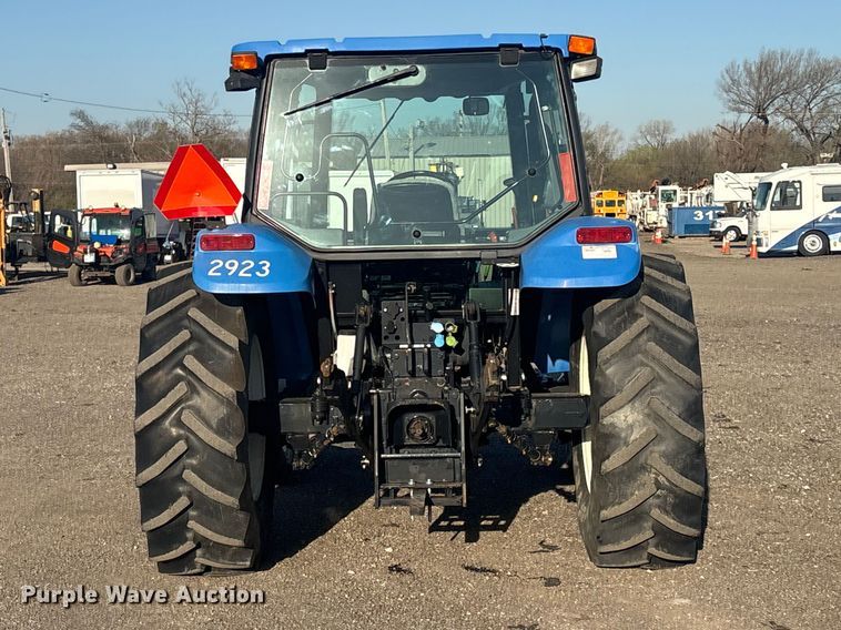 image for item EG8904 2005 New Holland TL100A MFWD tractor