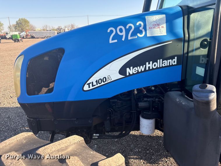 image for item EG8904 2005 New Holland TL100A MFWD tractor