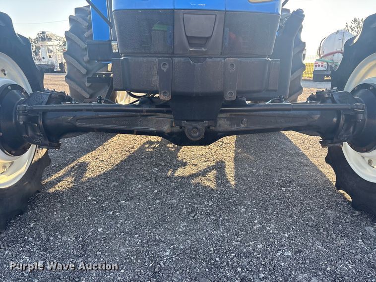 image for item EG8904 2005 New Holland TL100A MFWD tractor