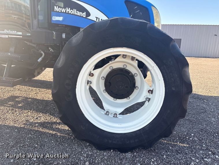 image for item EG8904 2005 New Holland TL100A MFWD tractor