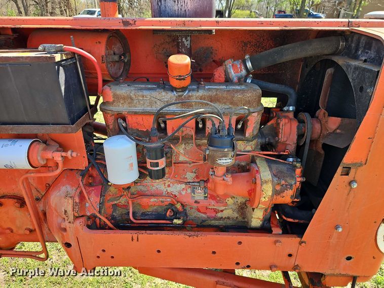 image for item EO7216 1963 Allis-Chalmers D17 tractor