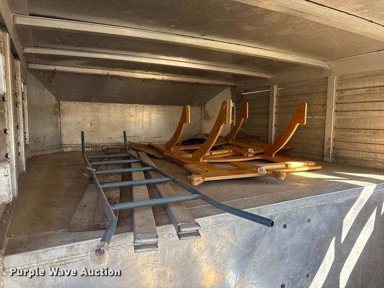 image for item EP0874 1983 Barrett livestock trailer