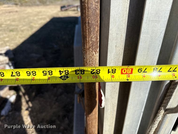 image for item EP0874 1983 Barrett livestock trailer