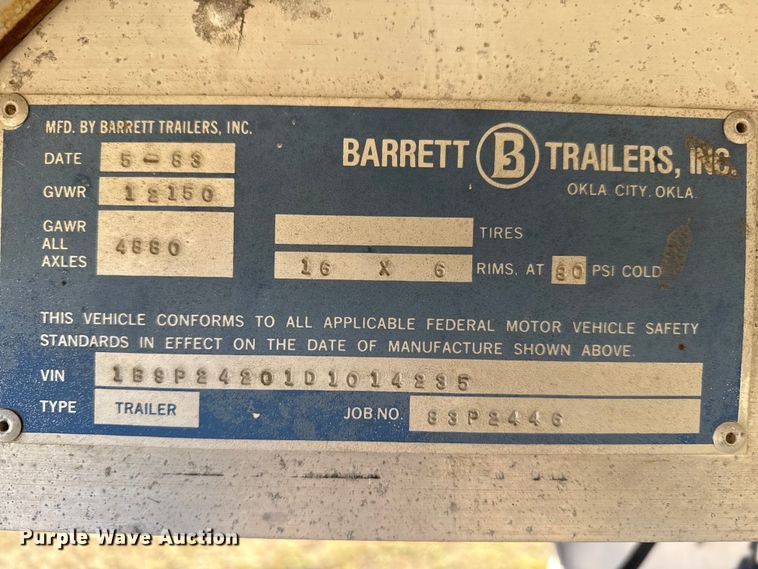 image for item EP0874 1983 Barrett livestock trailer