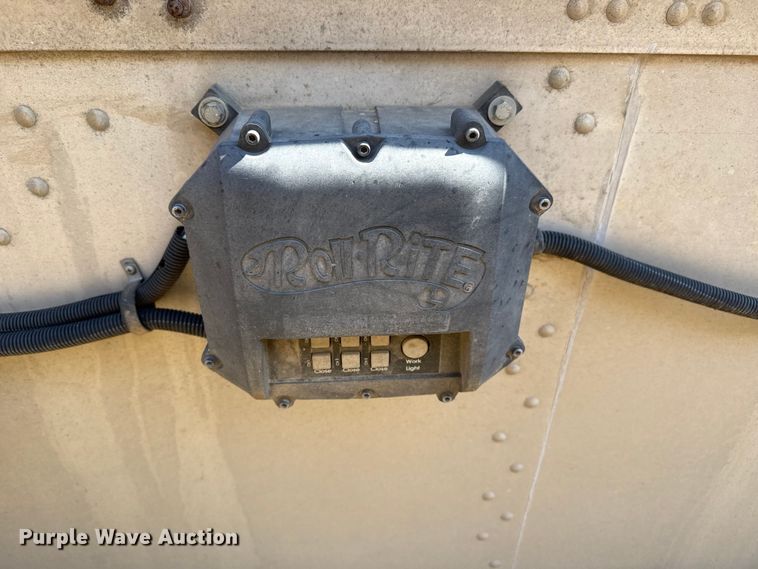 image for item EP0886 2001 Timpte grain trailer