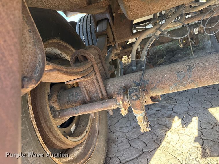 image for item EP0886 2001 Timpte grain trailer