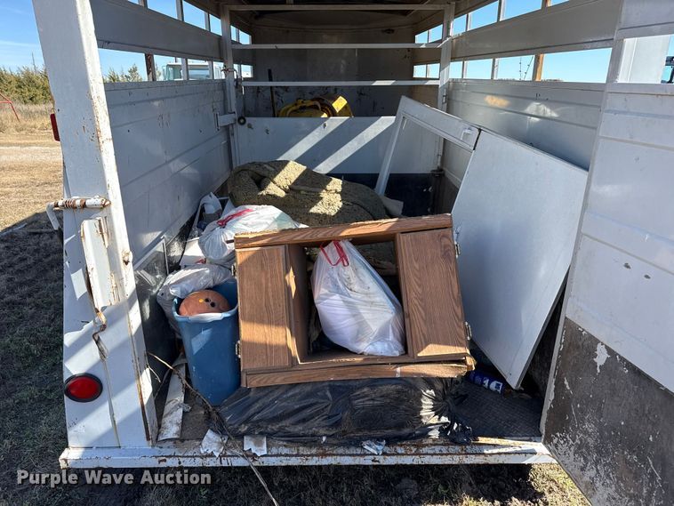 image for item EP0888 2008 Titan livestock trailer