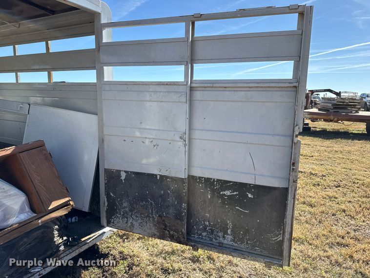 image for item EP0888 2008 Titan livestock trailer