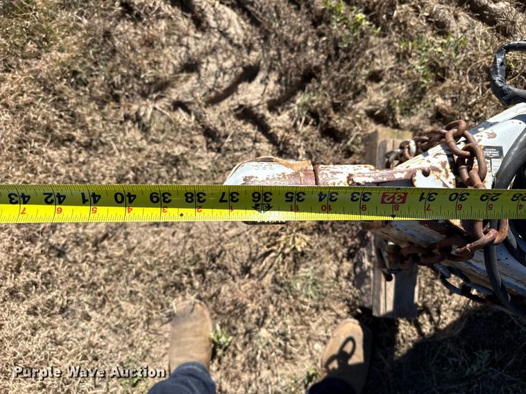 image for item EP0888 2008 Titan livestock trailer