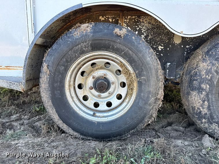 image for item EP0888 2008 Titan livestock trailer