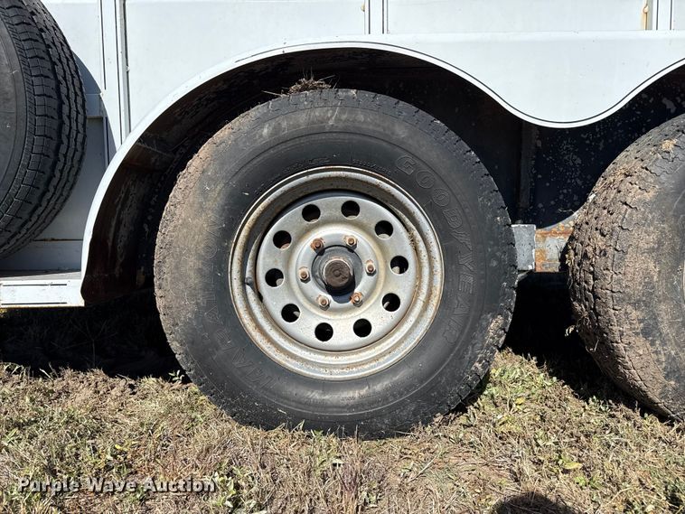 image for item EP0888 2008 Titan livestock trailer
