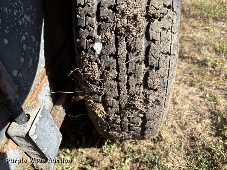 image for item EP0888 2008 Titan livestock trailer