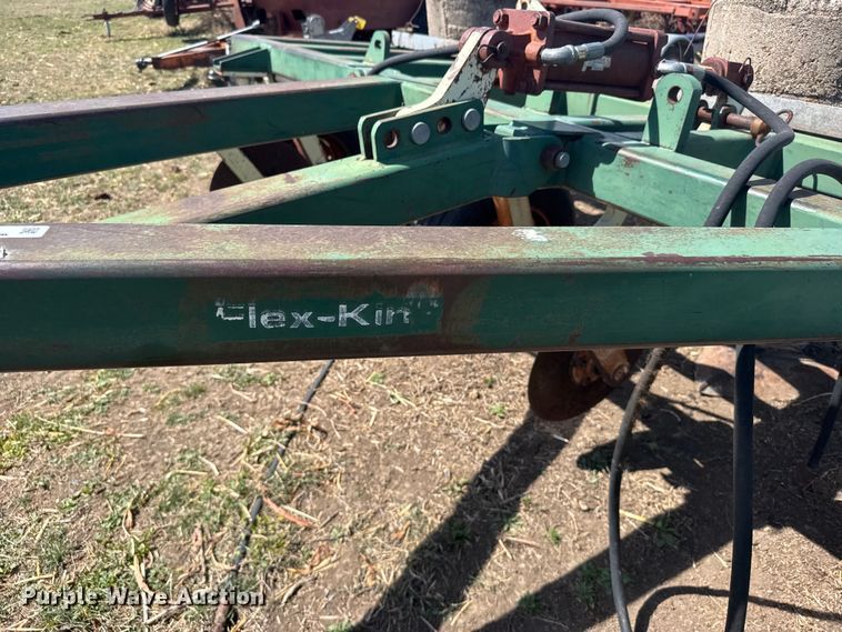 image for item EQ4769 Flex King field cultivator