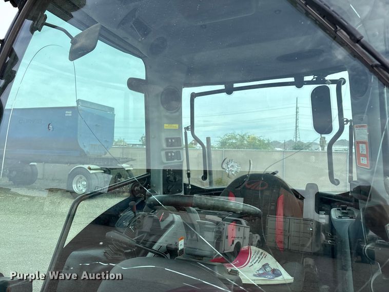 image for item ER7524 Mahindra 3650P HST tractor