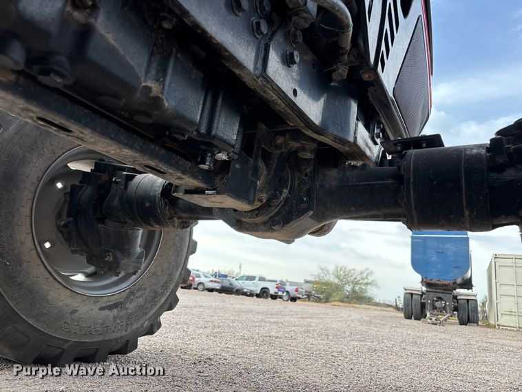 image for item ER7524 Mahindra 3650P HST tractor