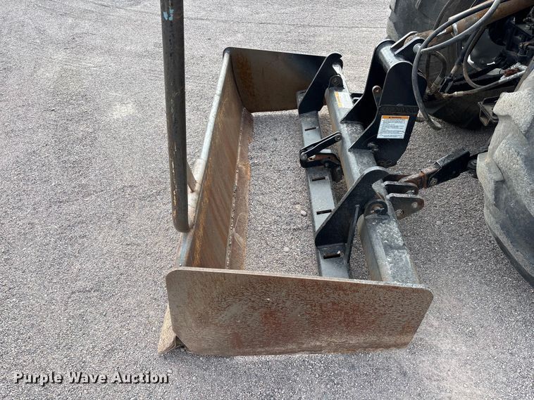 image for item ER7524 Mahindra 3650P HST tractor