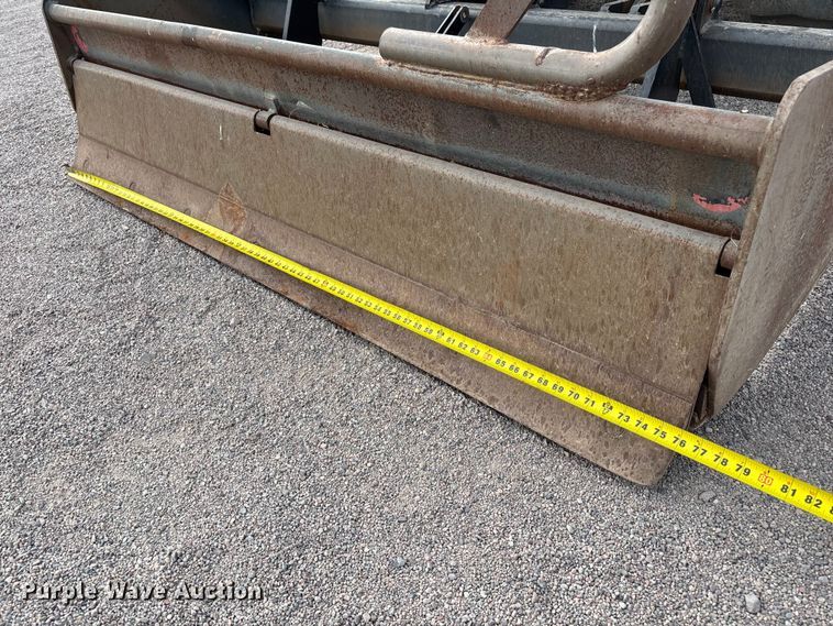 image for item ER7524 Mahindra 3650P HST tractor