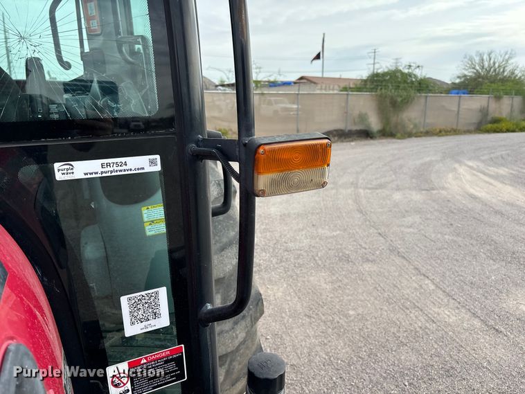 image for item ER7524 Mahindra 3650P HST tractor