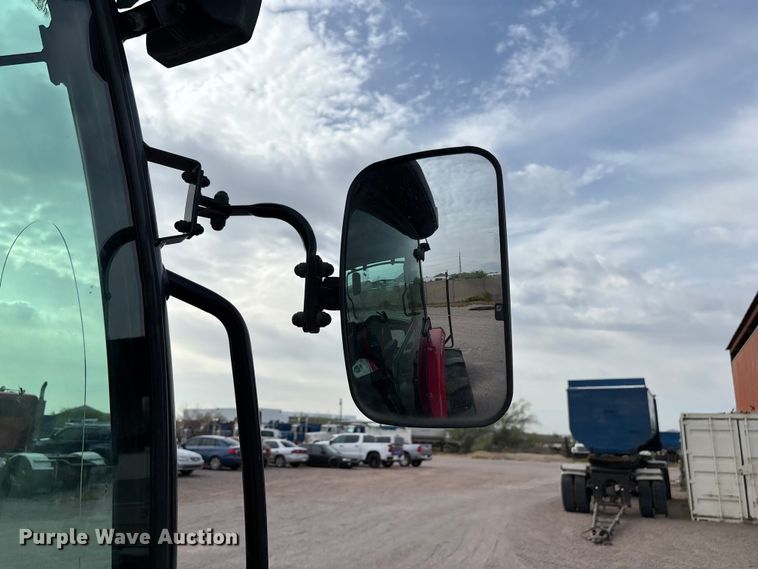 image for item ER7524 Mahindra 3650P HST tractor